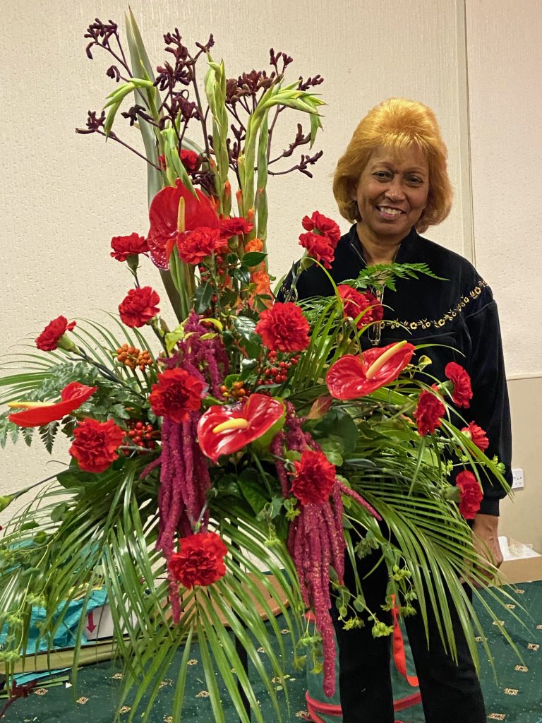 Flower Arranging Demonstration – Greenhill Community Library